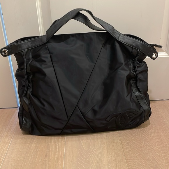 Large Chanel bag - Picture 5 of 12